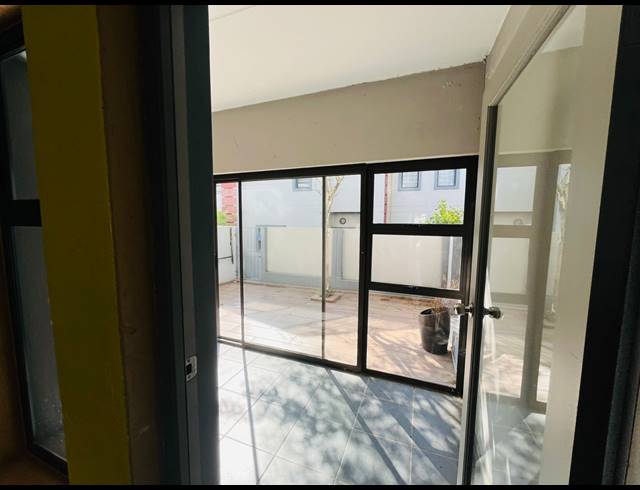 3 BEDROOM APARTMENT FOR SALE IN HONEYDEW GROVE